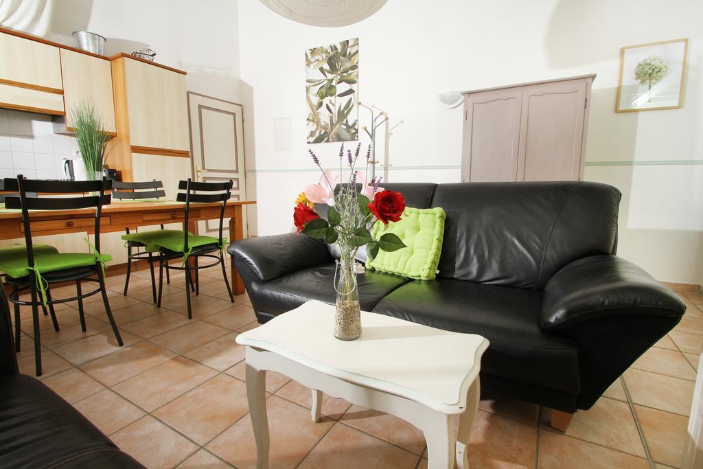 La Magnanerie Villa Suze-la-Rousse Luaran gambar